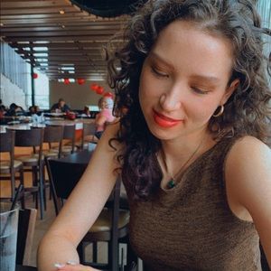 Meet your Posher, Celeste